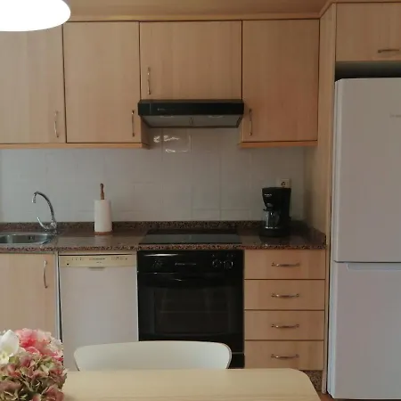 Casa De Vacaciones Con Piscina Comunitaria Holiday home