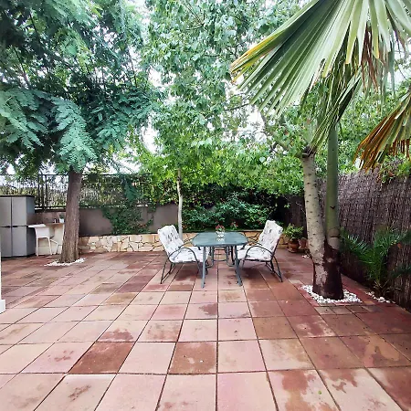 Casa De Vacaciones Con Piscina Comunitaria
